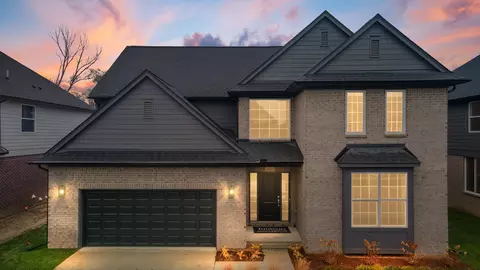 4922 Adler Crt Ct, Troy, MI 48085