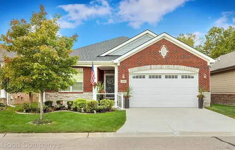4150 Hawksburry Crt Ct, Canton, MI 48188
