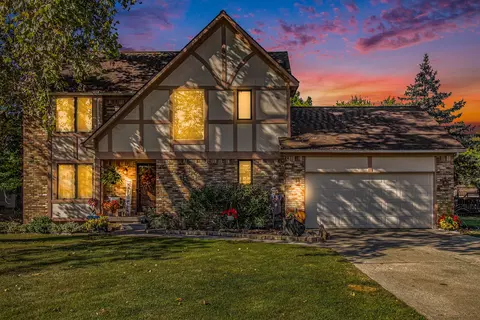 5376 Olde Shawboro Rd, Grand Blanc, MI 48439