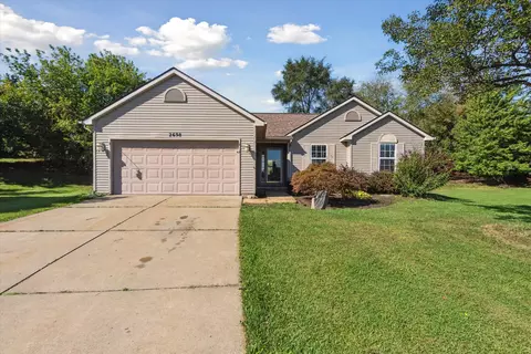 2698 Thistlewood Dr, Howell, MI 48843