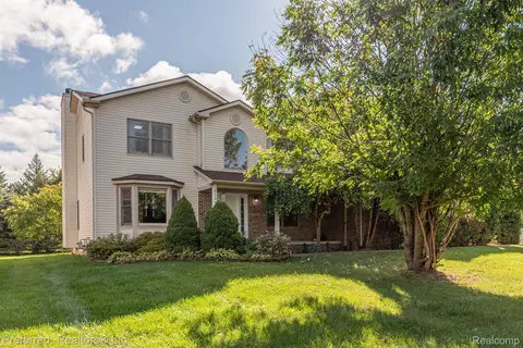 3104 Spring Holw, Ann Arbor, MI 48105