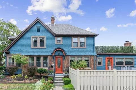 22734 Beech St, Dearborn, MI 48124