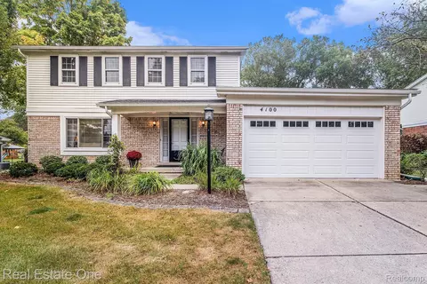 4100 Wentworth Dr, Troy, MI 48098