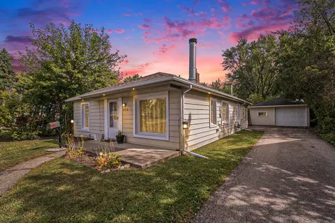 920 Venoy Rd, Garden City, MI 48135