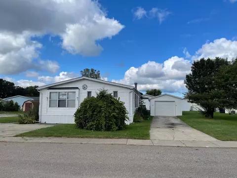 87 Mount Everest Way, Gaines, MI 48473
