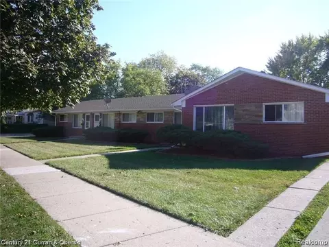 1105 Montie Rd, Lincoln Park, MI 48146