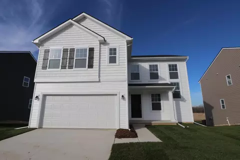 631 Countryside Dr, Chelsea, MI 48118