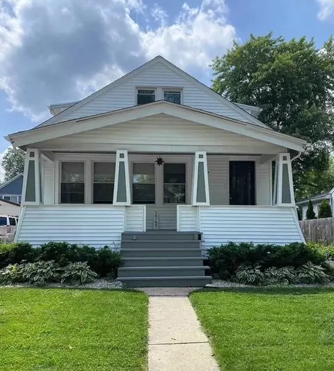2757 Gardner Ave, Berkley, MI 48072