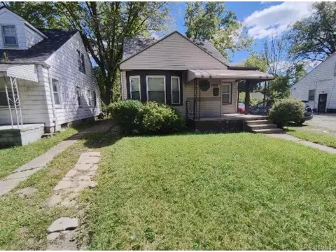 17636 Heyden St, Detroit, MI 48219