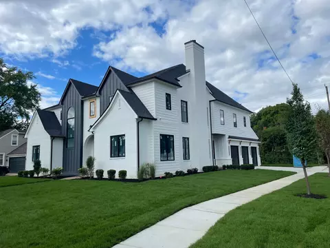 1583 Villa Rd, Birmingham, MI 48009
