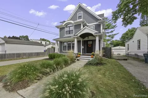 520 Simon, Royal Oak, MI 48067