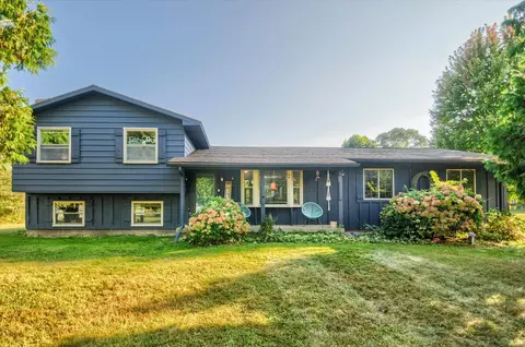 2476 Holly Heights Rd, Rose, MI 48442