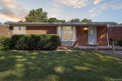 1555 Cynthia Ave, Madison Heights, MI 48071