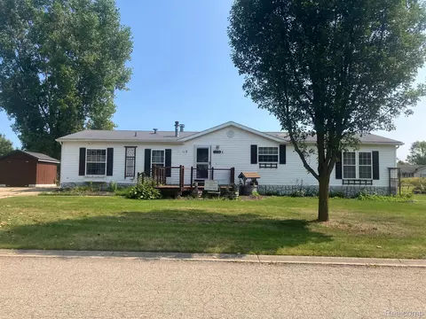 148 Hidden Rdg, Morrice, MI 48857
