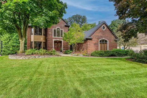 1619 Wakefield Crt Ct, Rochester Hills, MI 48306