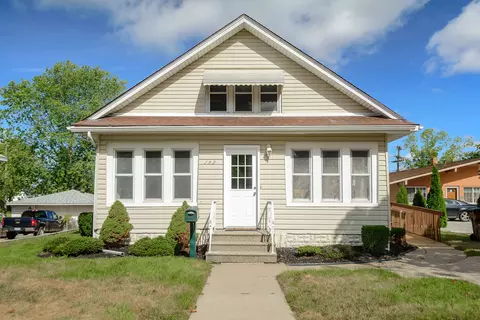 192 W Columbia Ave, Belleville, MI 48111