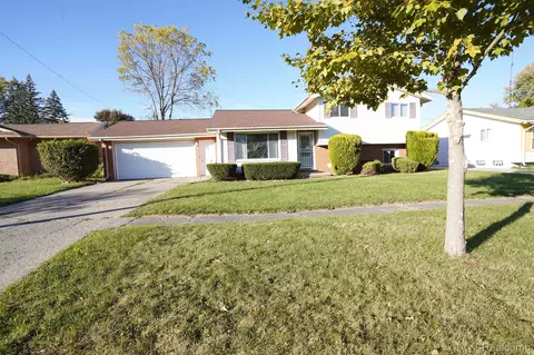 1410 Lillian Dr, Flint, MI 48505