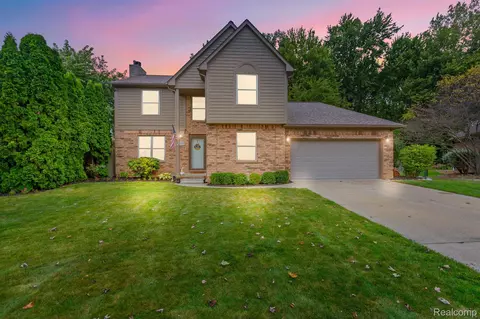48037 Mill Creek Crt Ct, Chesterfield, MI 48047