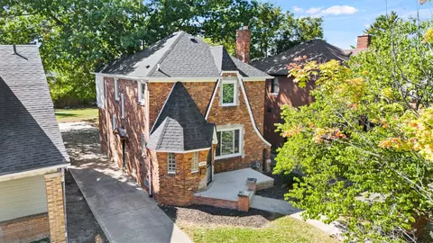 5769 Audubon Rd, Detroit, MI 48224