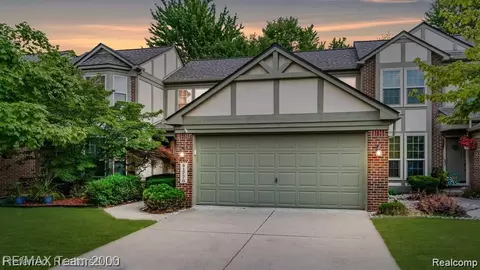 41776 Wild Turkey Ln, Canton, MI 48188
