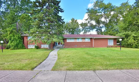 26824 Lehigh St, Inkster, MI 48141