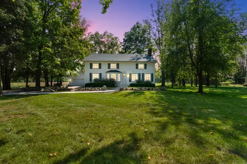 27600 25 Mile Rd, Chesterfield, MI 48051