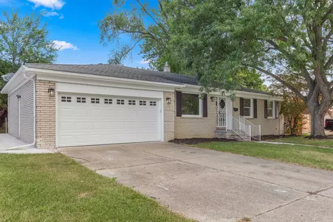 29632 Jacquelyn Dr, Livonia, MI 48154