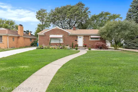 6991 Robindale Ave, Dearborn Heights, MI 48127