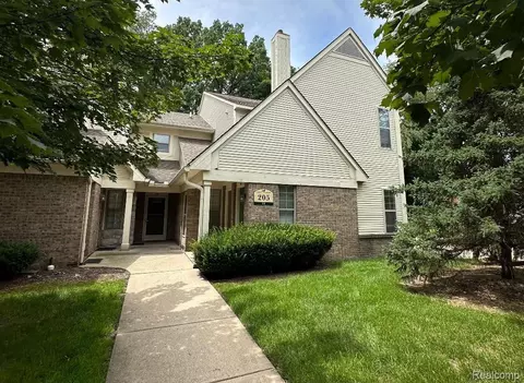 205 Maplewood #1, South Lyon, MI 48178