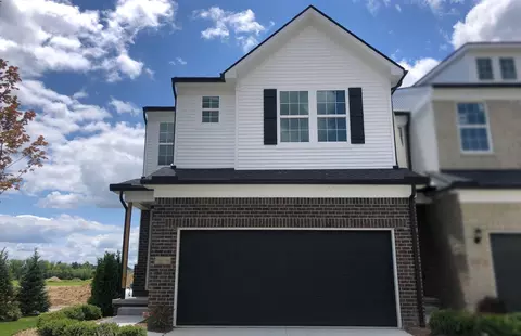 5540 E Spaniel Dr, Pittsfield, MI 48108