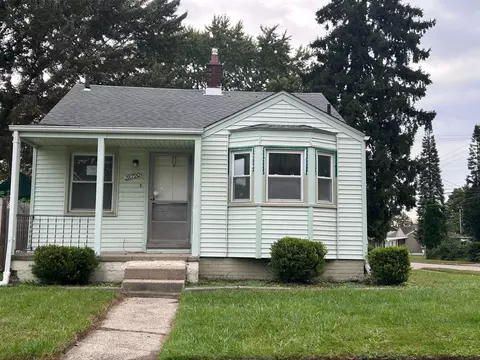28790 Melvin St, Roseville, MI 48066