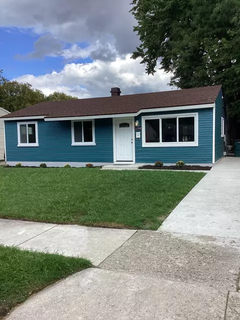 21940 Vale St, Oak Park, MI 48237