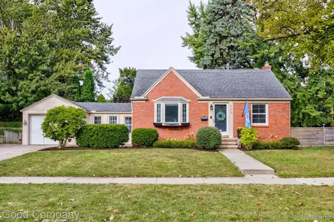 925 N Wilson Ave, Royal Oak, MI 48067