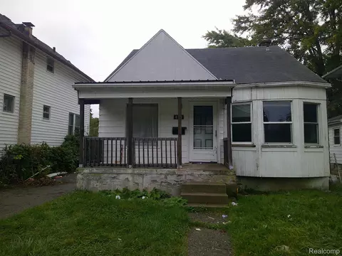 418 E Baltimore Blvd, Flint, MI 48505