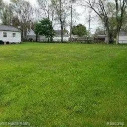 0 Rosewood Ave, Oak Park, MI 48237