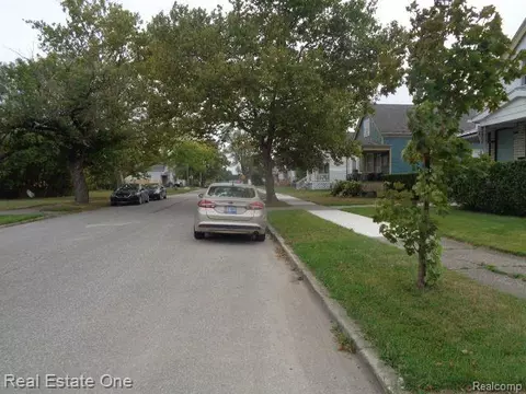 11719 Gable St, Hamtramck, MI 48212 photo 11