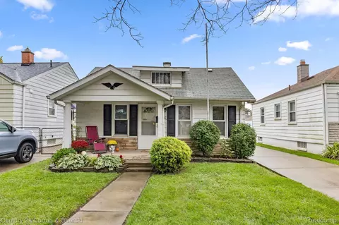 1830 Euclid St, Lincoln Park, MI 48146