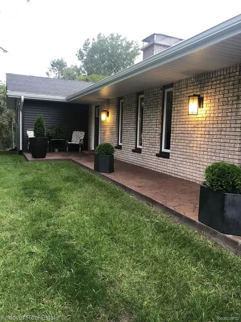 1020 W Reading Rd, Cambria, MI 49242