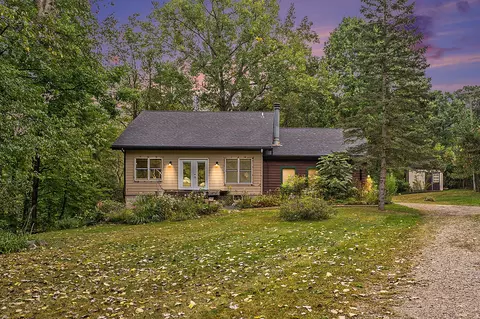 2835 Jossman Rd, Holly, MI 48442
