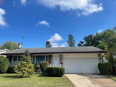 14540 Park St, Livonia, MI 48154
