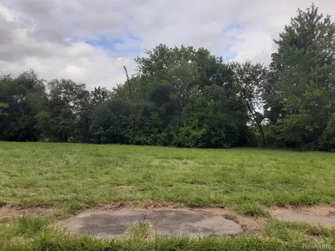 5023 31st St, Detroit, MI 48210