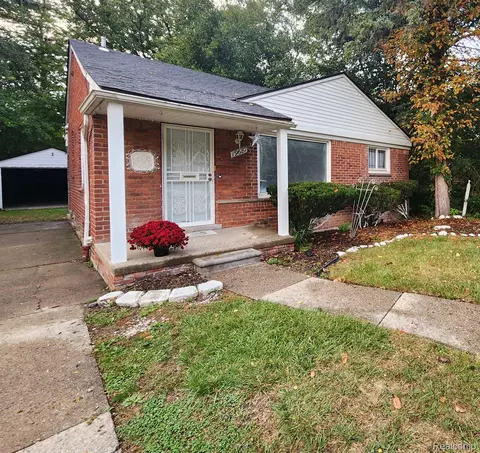 19687 Appleton St, Detroit, MI 48219