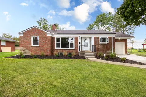 8128 Racine Rd, Warren, MI 48093