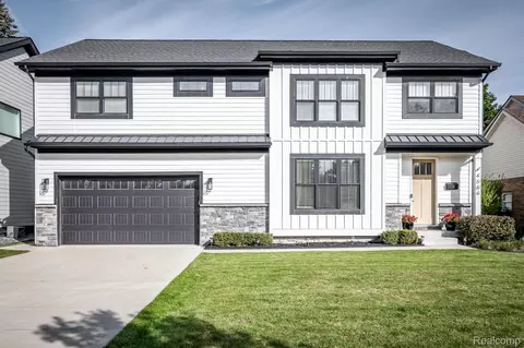 4006 Amherst Rd, Royal Oak, MI 48073