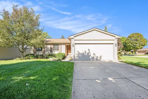 14161 Peterboro Dr, Sterling Heights, MI 48313