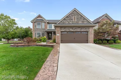 11390 Hawthorne, Southgate, MI 48195