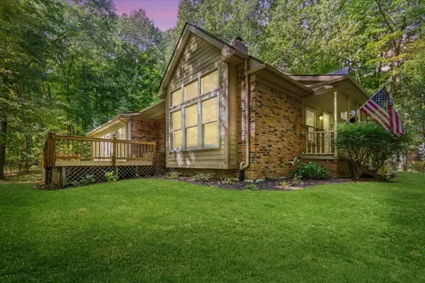 10275 Ortonville Rd, Independence, MI 48348