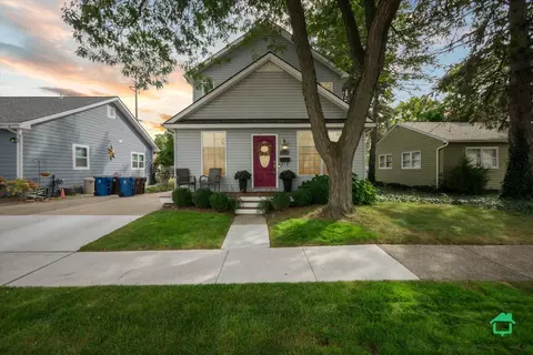 804 Arthur St, Plymouth, MI 48170