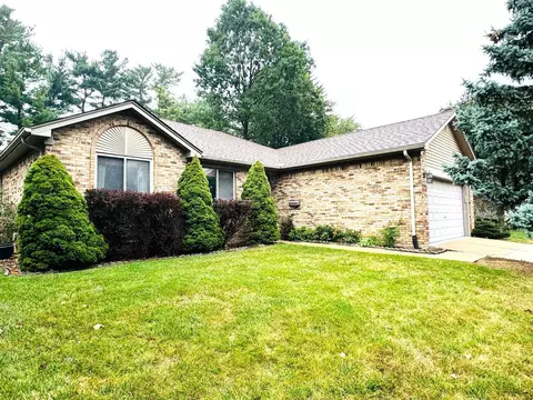 30124 Mirage Ct, Warren, MI 48093