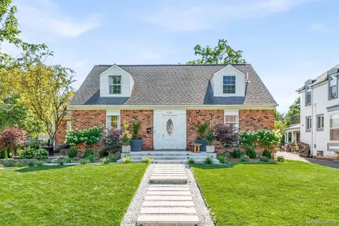 1201 Audubon Rd, Grosse Pointe Park, MI 48230